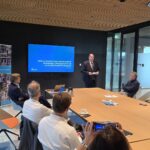 Bezoek gedeputeerde Zevenbergen aan de TU Delft