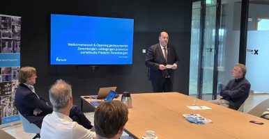 Bezoek gedeputeerde Zevenbergen aan de TU Delft