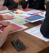 Personen die de serious game aan het spelen zijn